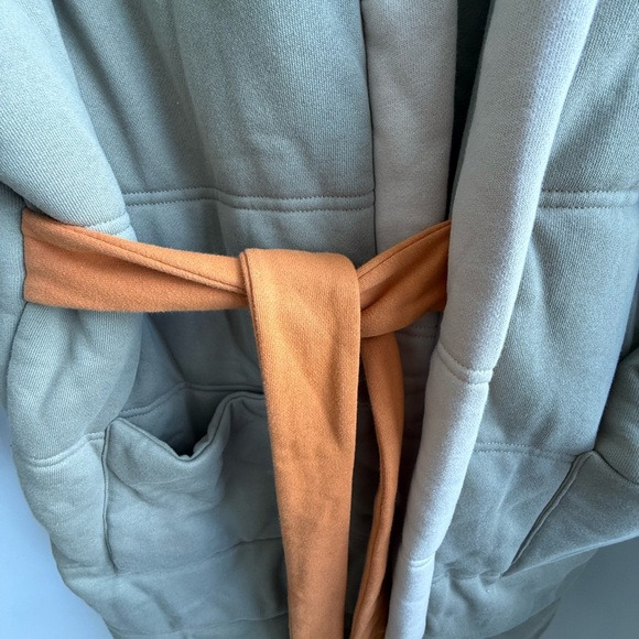 Off Hours Robe - Picture 7 of 8